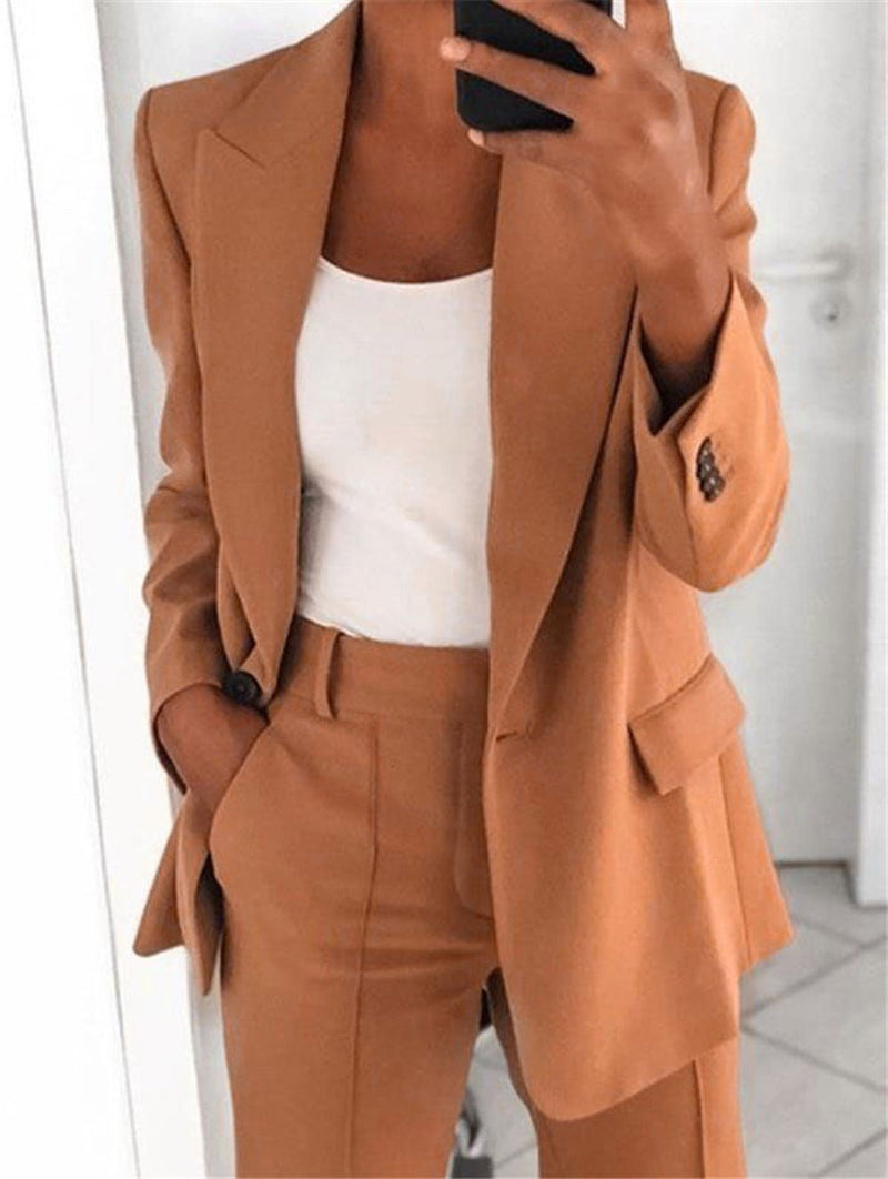 Long Sleeveless Simple Draping